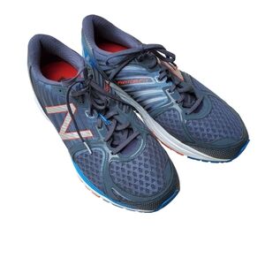New Balance Athletic Running Shoes with Breathable Mesh